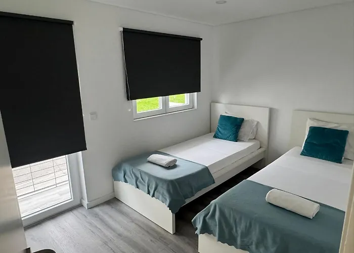 Ks Airport * Лиссабон